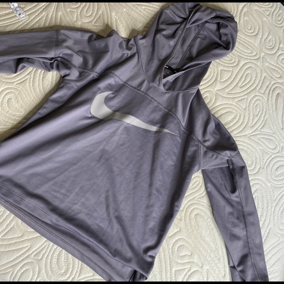 Nike Dryfit Top - Picture 1 of 1